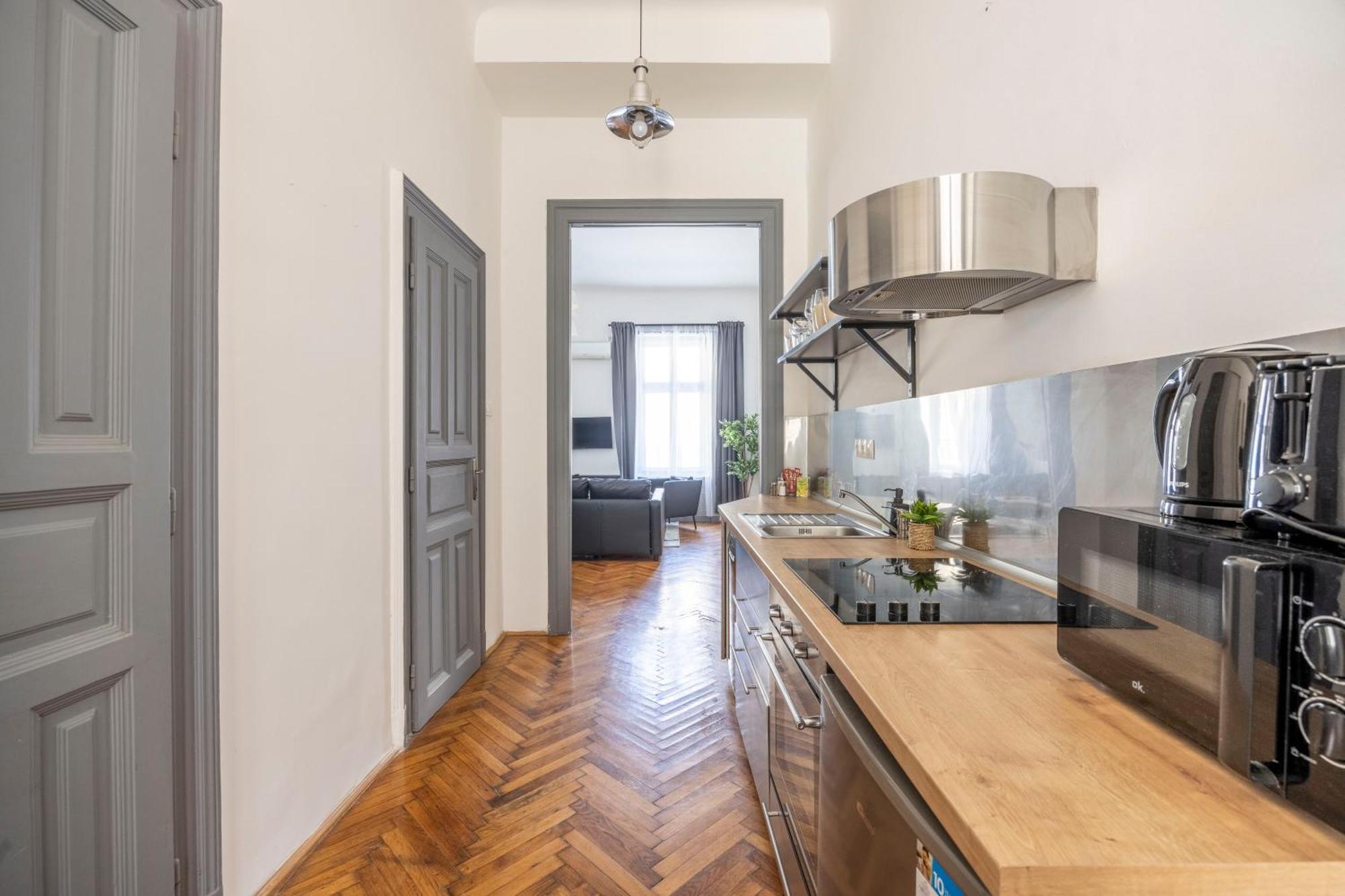 Charming & Cozy Stylish Apartment In The Heart Of Будапеща Екстериор снимка